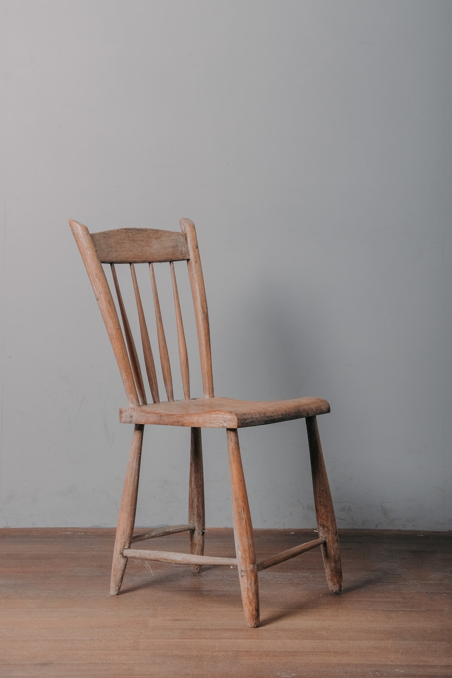 Holzstuhl mit Vintage-Charme